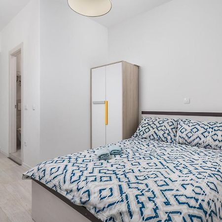 Studio Apartments Fran'S Рийека Екстериор снимка
