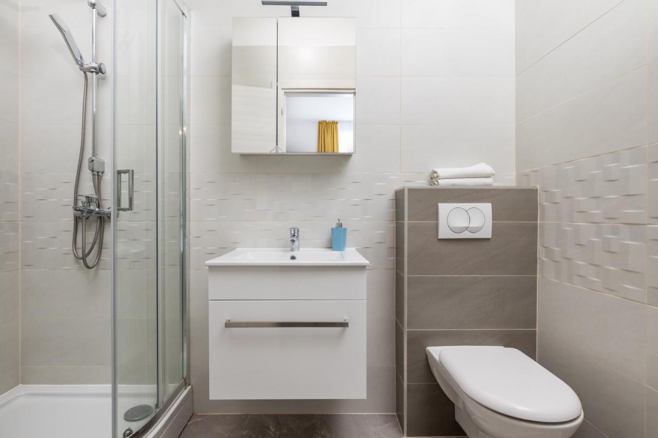 Studio Apartments Fran'S Рийека Екстериор снимка
