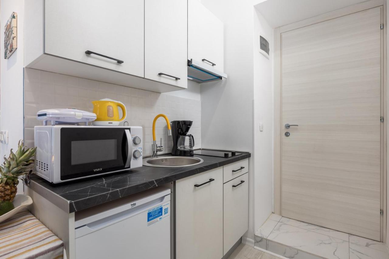 Studio Apartments Fran'S Рийека Екстериор снимка