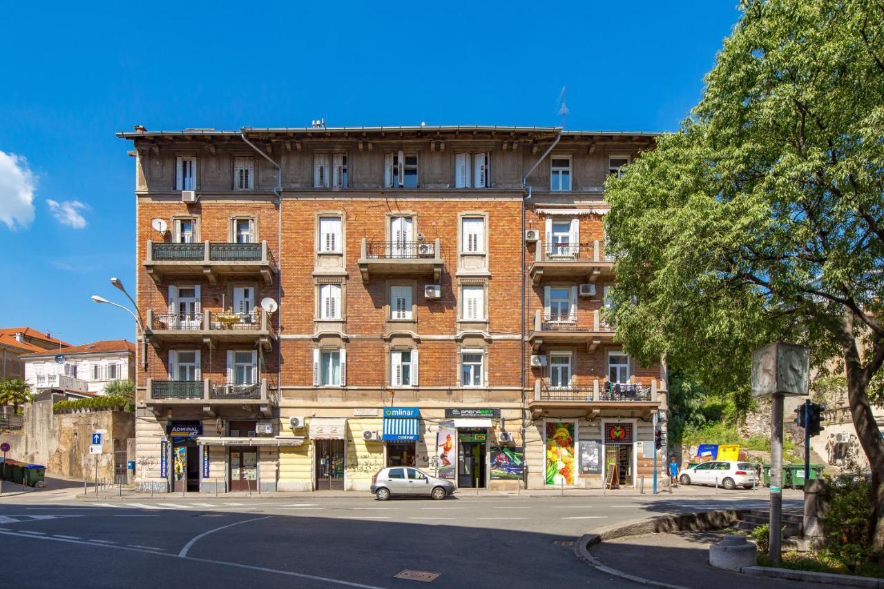 Studio Apartments Fran'S Рийека Екстериор снимка