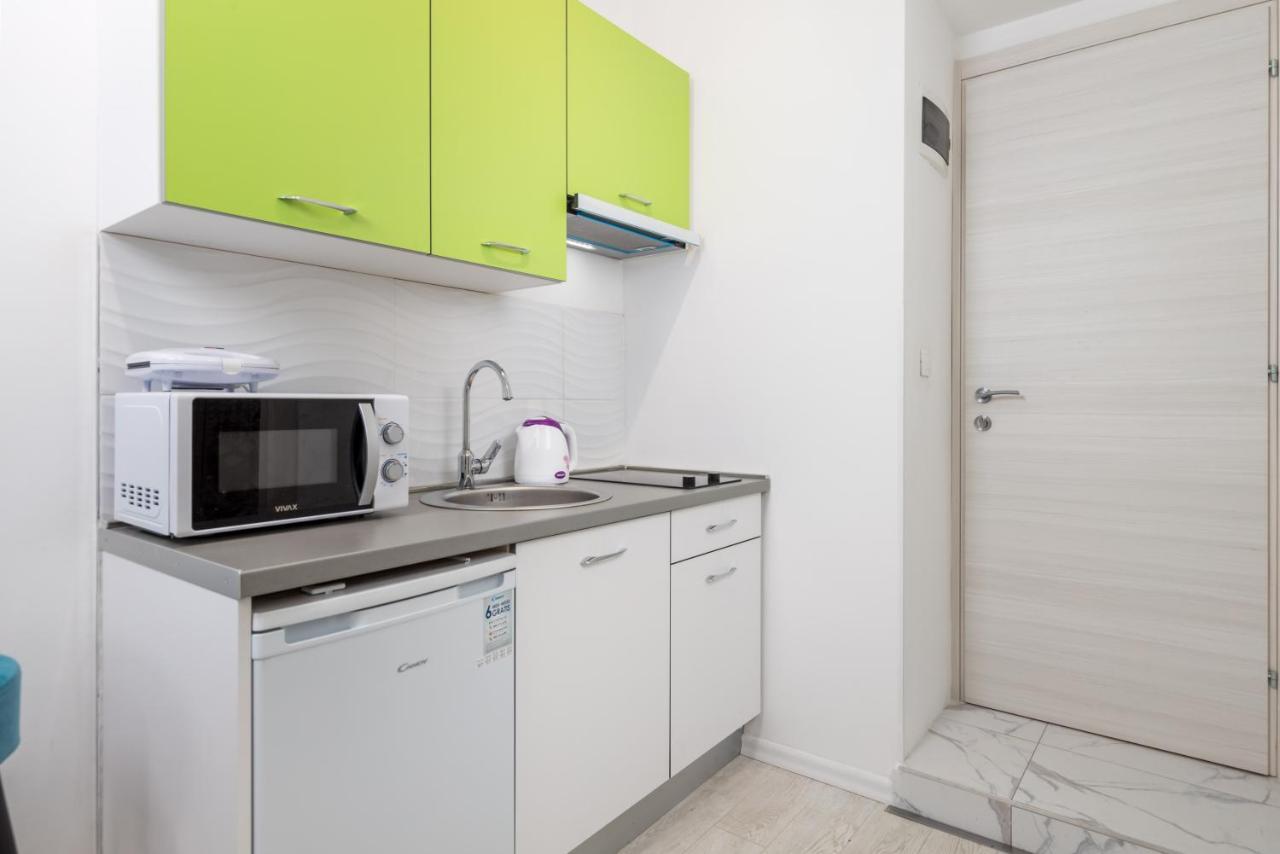 Studio Apartments Fran'S Рийека Екстериор снимка