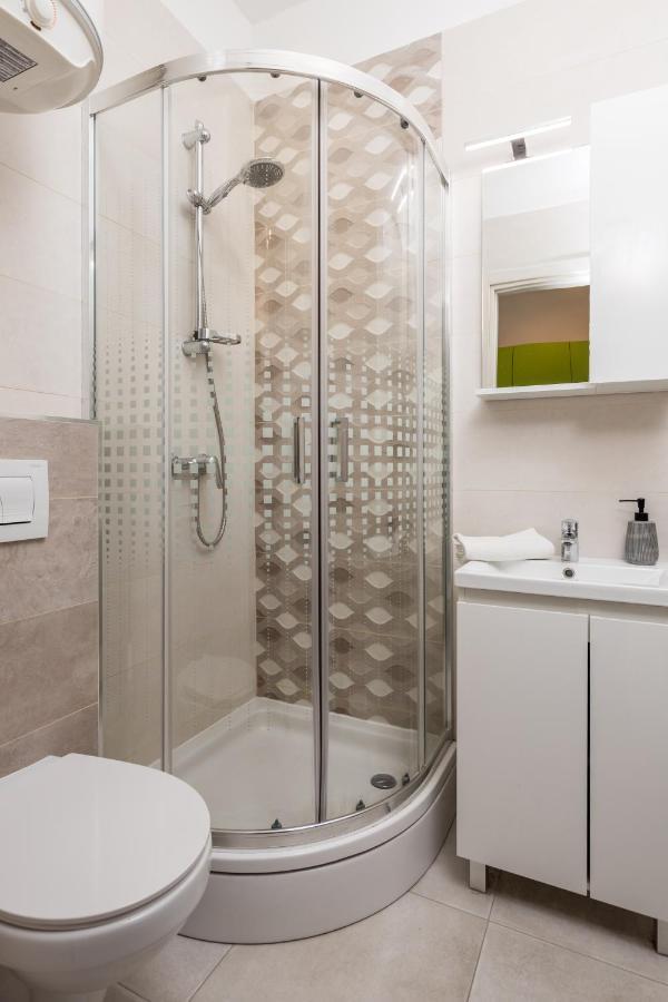Studio Apartments Fran'S Рийека Екстериор снимка